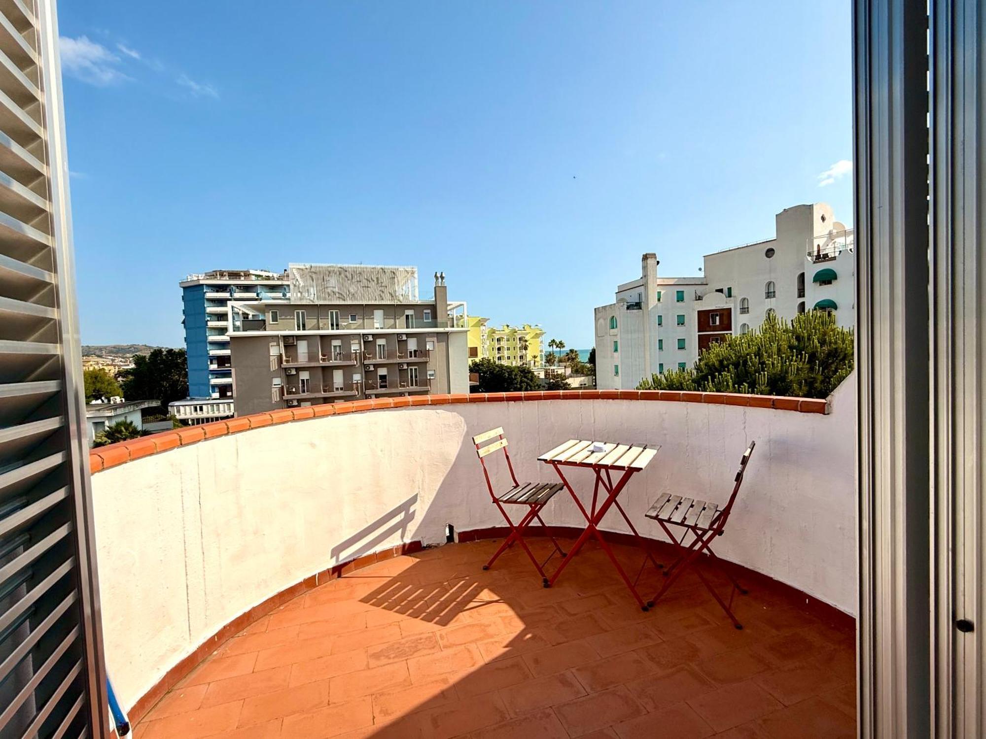 Hotel Blumen San Benedetto del Tronto Esterno foto